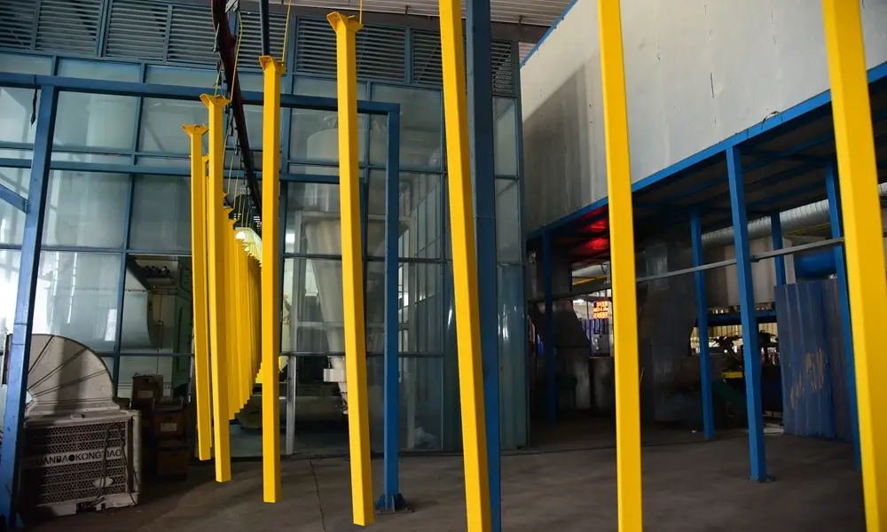 Hot-dip galvanising and powder coating lines